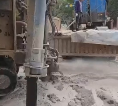 岩石井--深水井