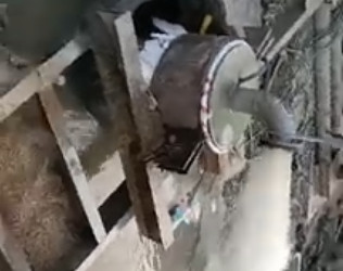 岩石井--深水井